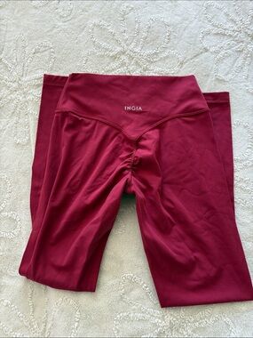Hidden butt scrunch leggings